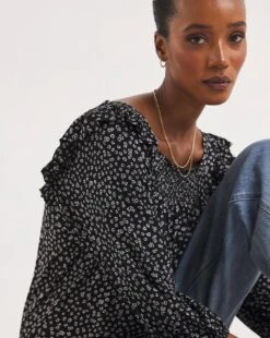 Shirred Square Neck Top -JD Williams Shop w01vg205746w