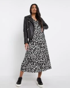 Lace Trim Puff Sleeve V-Neck Dress -JD Williams Shop x01fh934752w