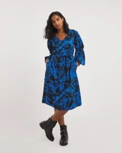 Balloon Ruffle Sleeve Swing Dress