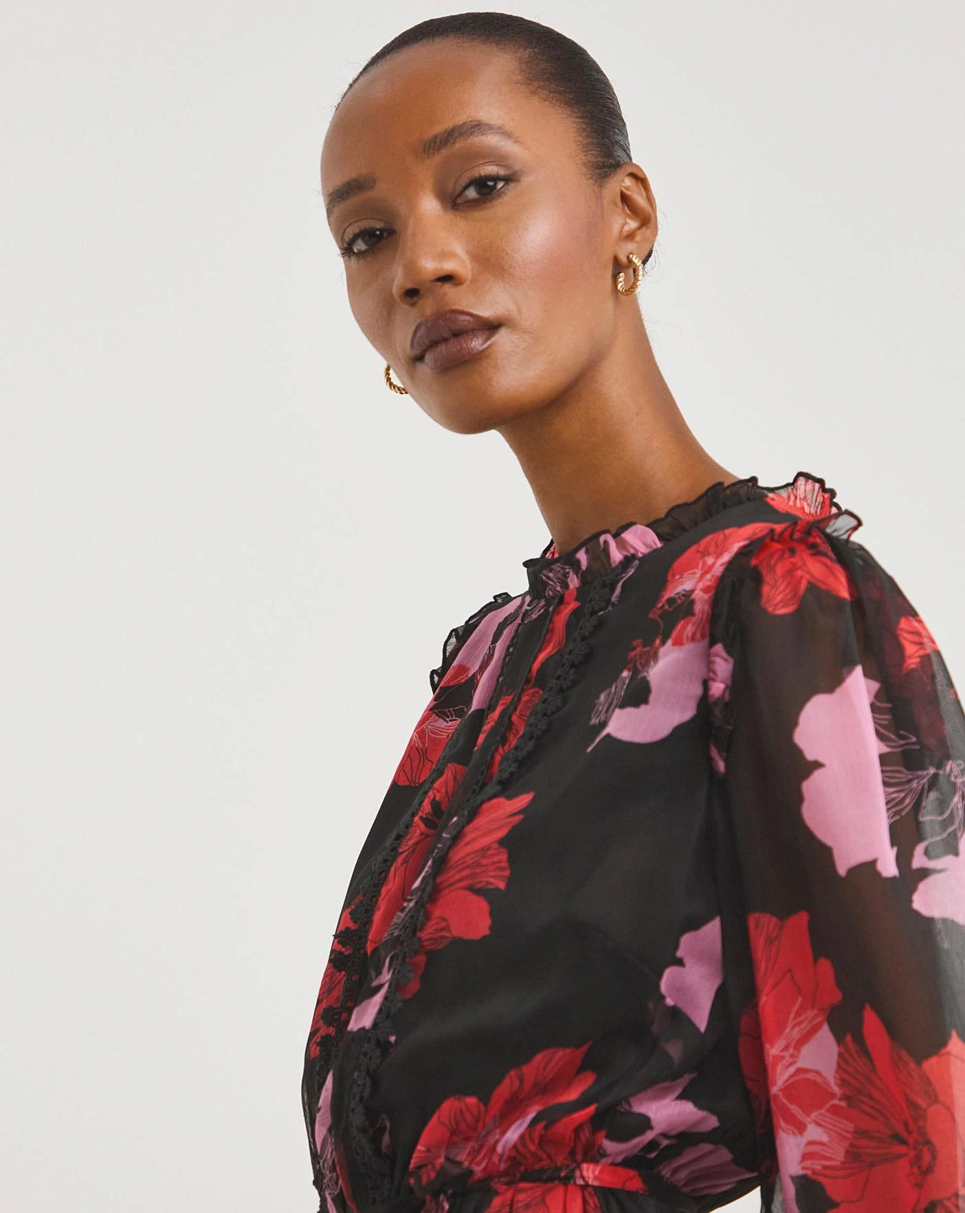 Lace Trim Waisted Tea Dress 2 Lace Trim Waisted Tea Dress - Image 2