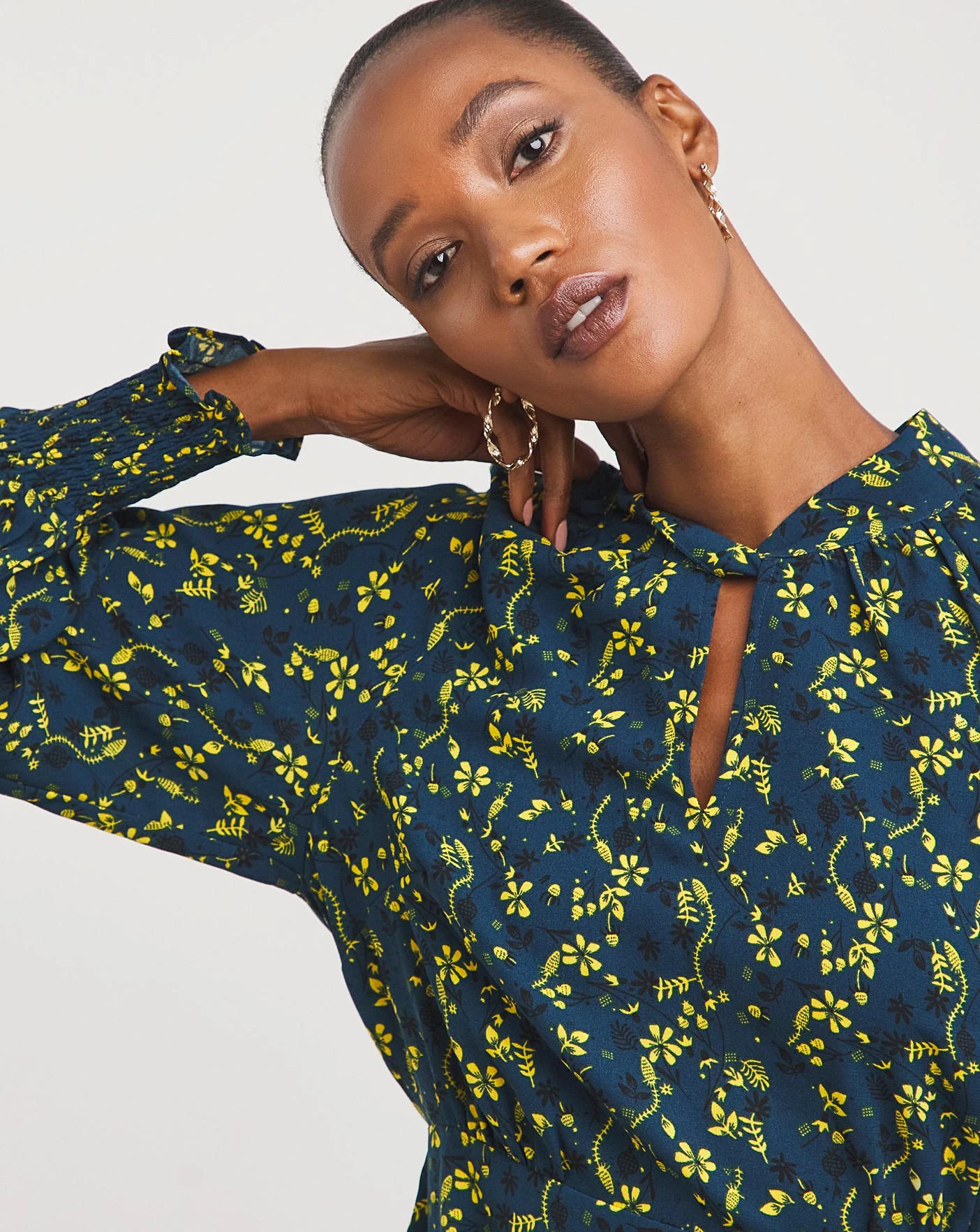 Balloon Sleeve Keyhole Neck Dress 3 Balloon Sleeve Keyhole Neck Dress - Image 3