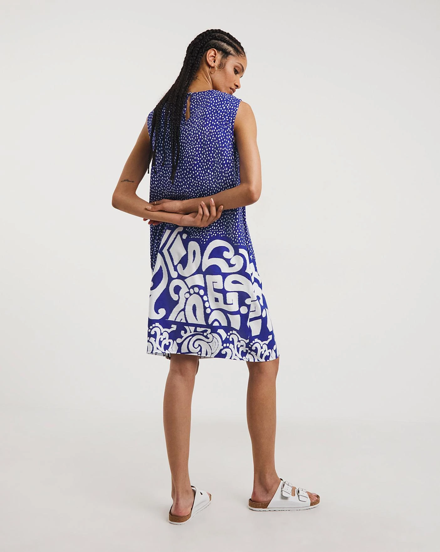 Border Print Linen Shift Dress 4 Border Print Linen Shift Dress - Image 4