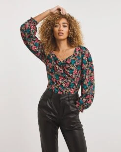 Sweetheart Neckline Top