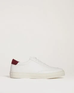 Lace Trainer EEE Fit