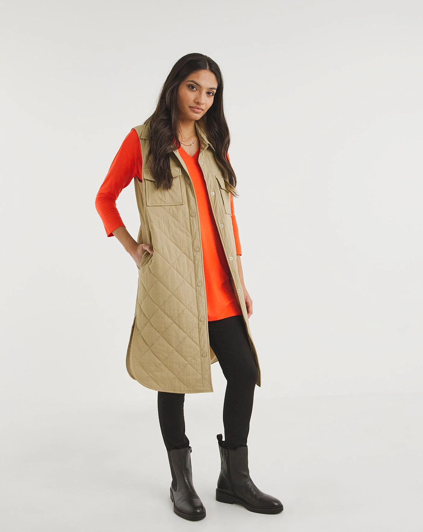 Utility Pocket 3/4 Sleeve Tunic 3 Utility Pocket 3/4 Sleeve Tunic - Image 3