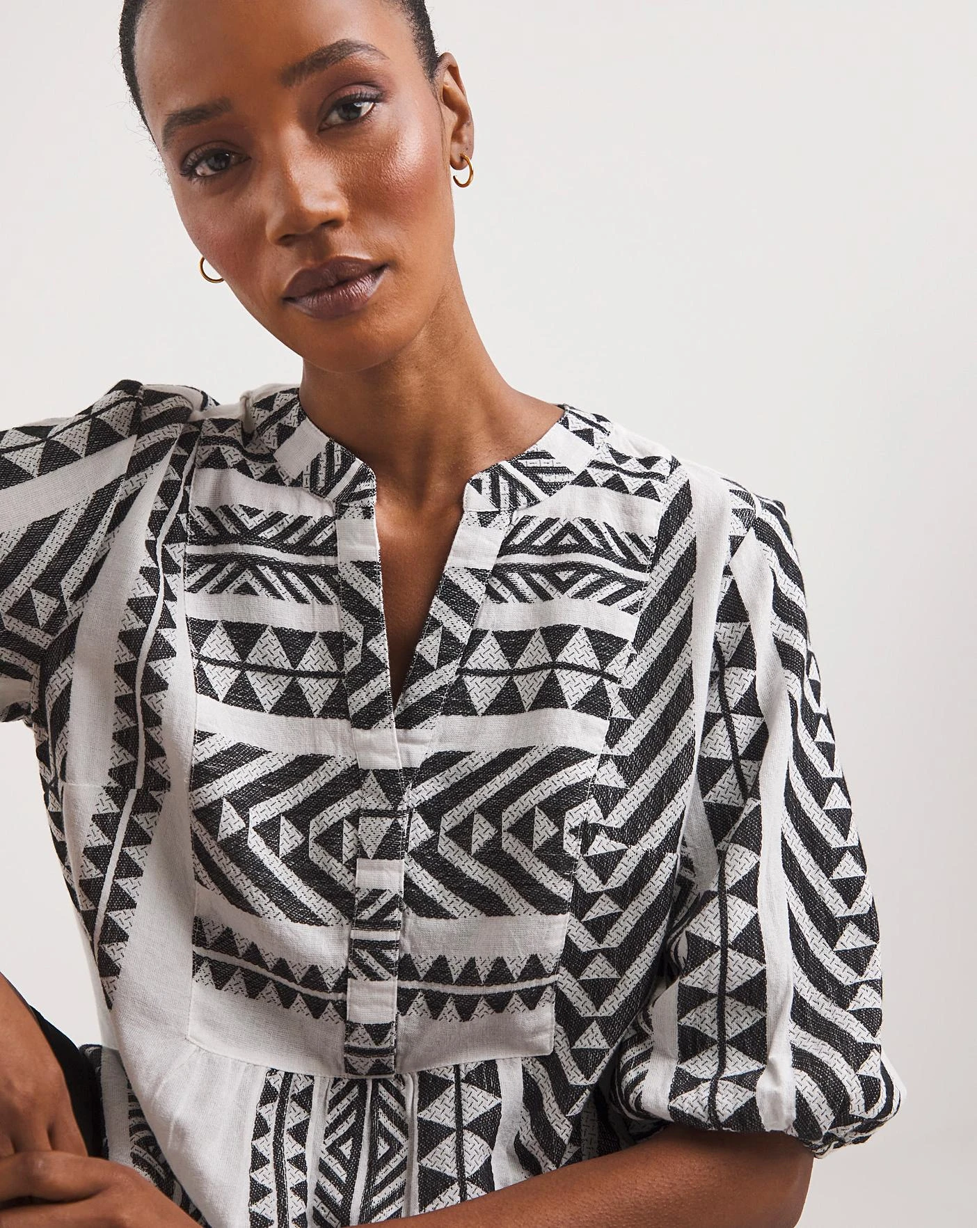 V Neck Embroidered Top 2 V Neck Embroidered Top - Image 2