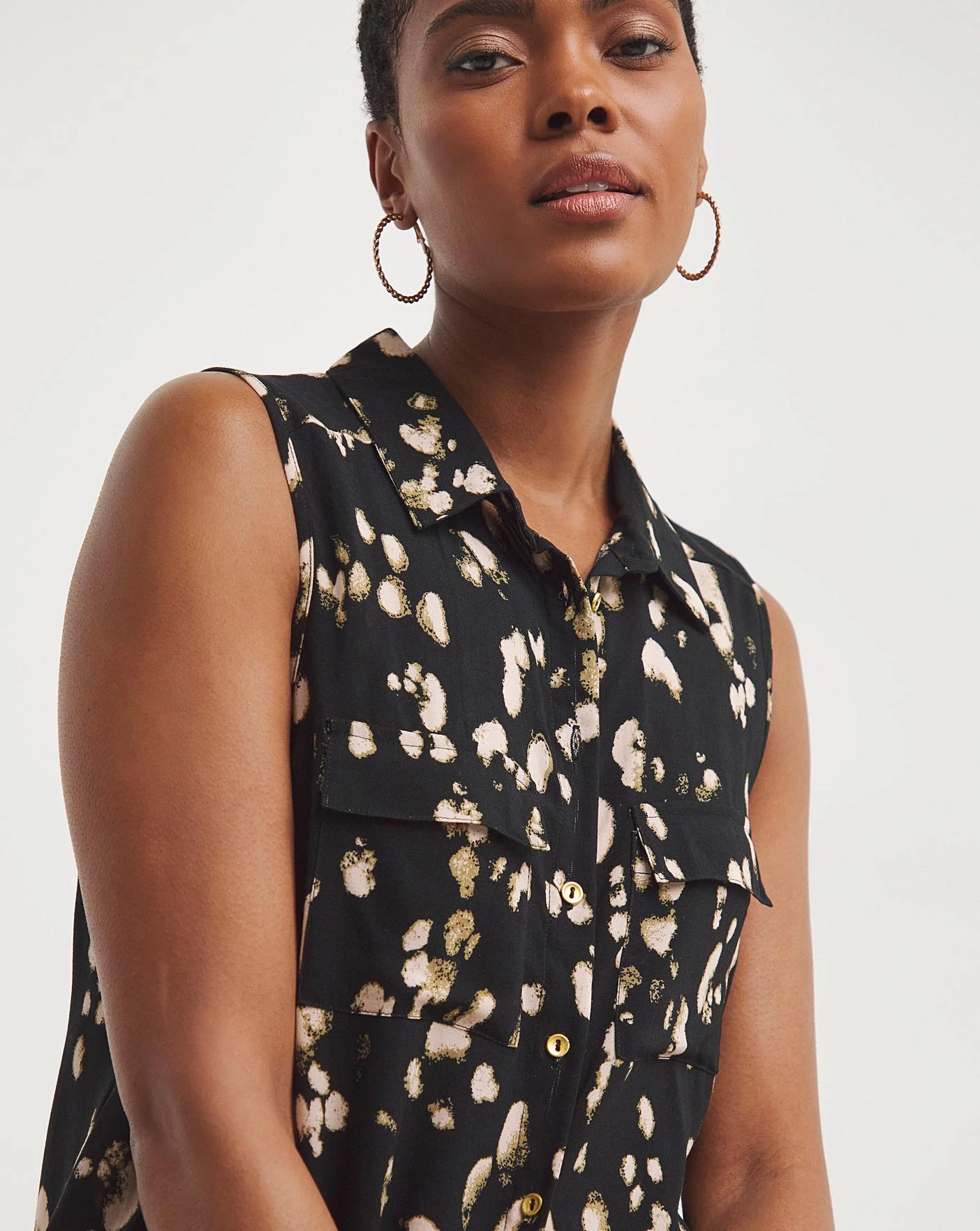 Dipped Back Sleeveless Viscose Shirt 4 Dipped Back Sleeveless Viscose Shirt - Image 4