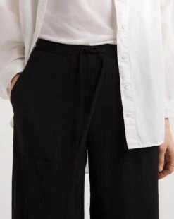 Black Crinkle Wide Leg Trousers -JD Williams Shop y01gz380732w