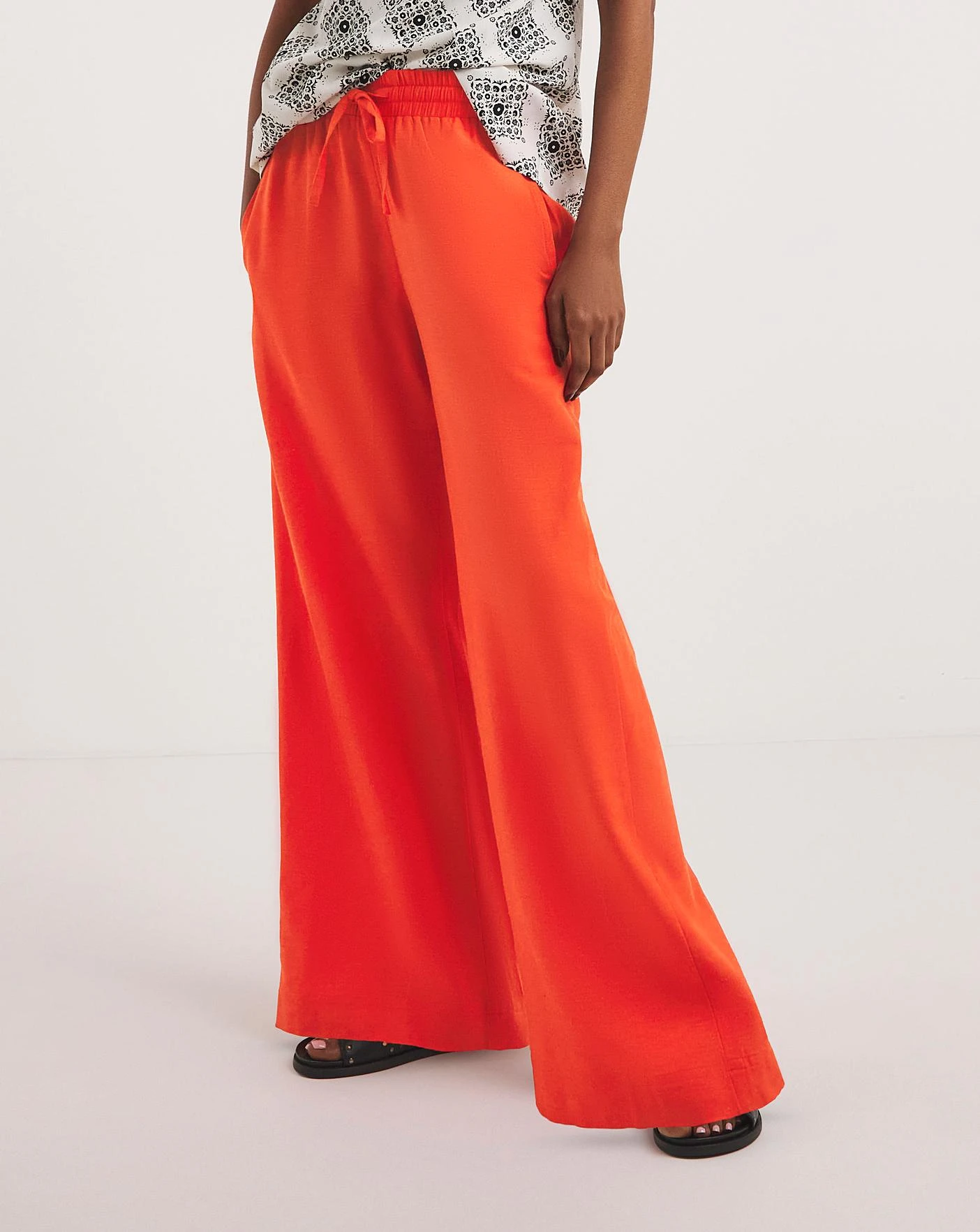 Tomato Linen Mix Wide Leg Trousers 4 Tomato Linen Mix Wide Leg Trousers - Image 4