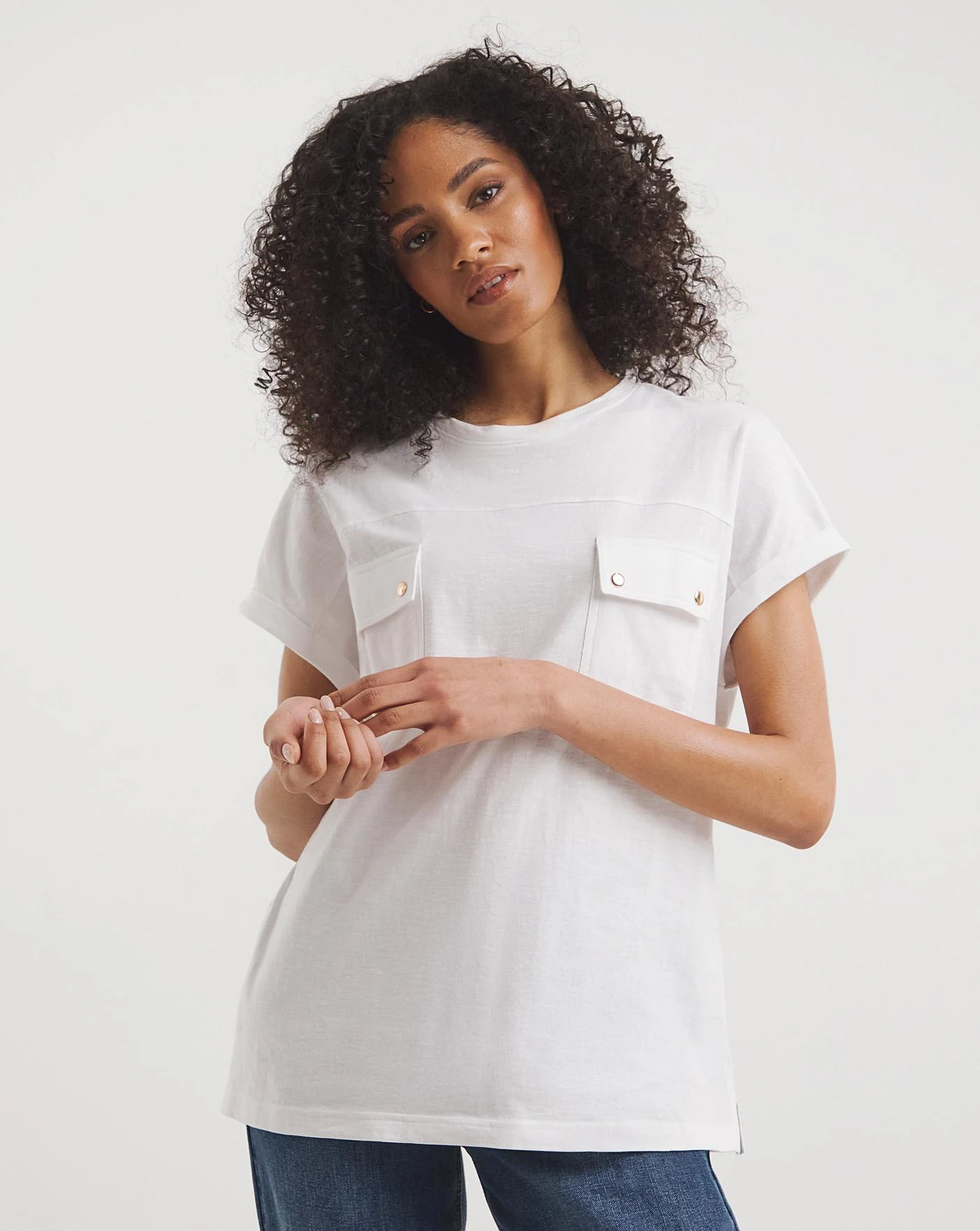 White Utility Pocket Seam Detail T-Shirt 1 White Utility Pocket Seam Detail T-Shirt