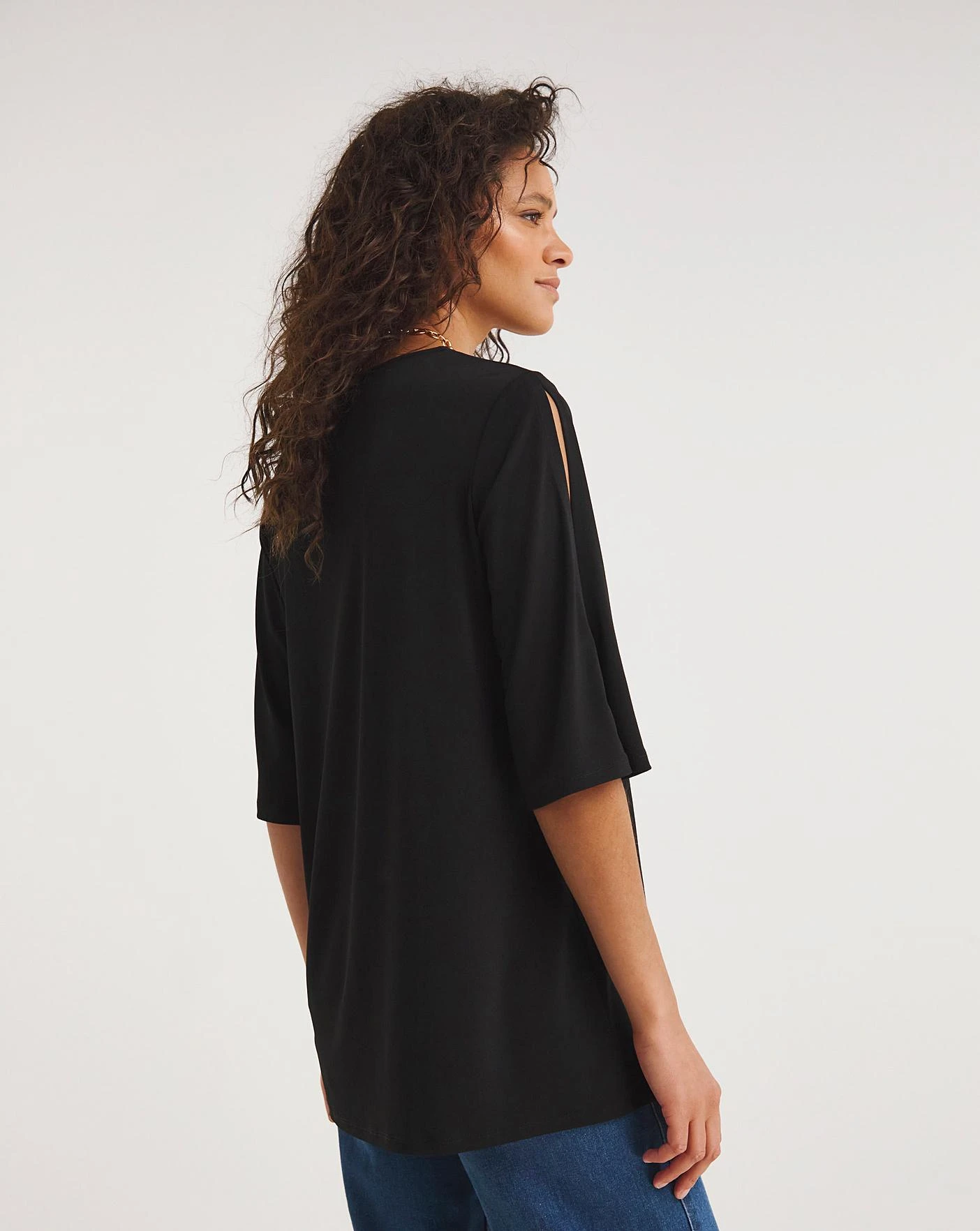 Cold Shoulder Detail 3/4 Sleeve Tunic 2 Cold Shoulder Detail 3/4 Sleeve Tunic - Image 2