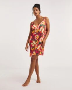 JD Williams Floral Cami Nightie 7 JD Williams Floral Cami Nightie -JD Williams Shop y01uj329706w