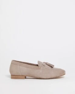 Suede Tassle Loafer EEE Fit